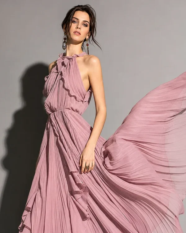 Rochii cu buline elegante